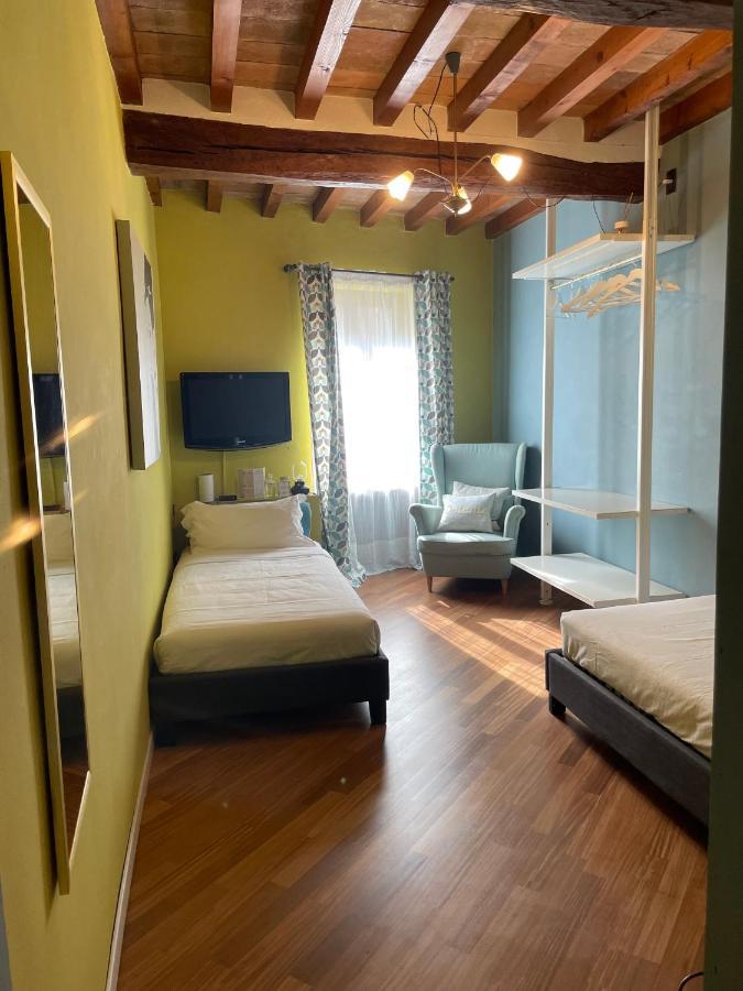 Le Camere Di Bsuites Affittacamere Parma Exteriör bild