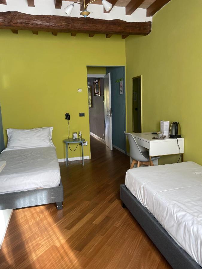 Le Camere Di Bsuites Affittacamere Parma Exteriör bild