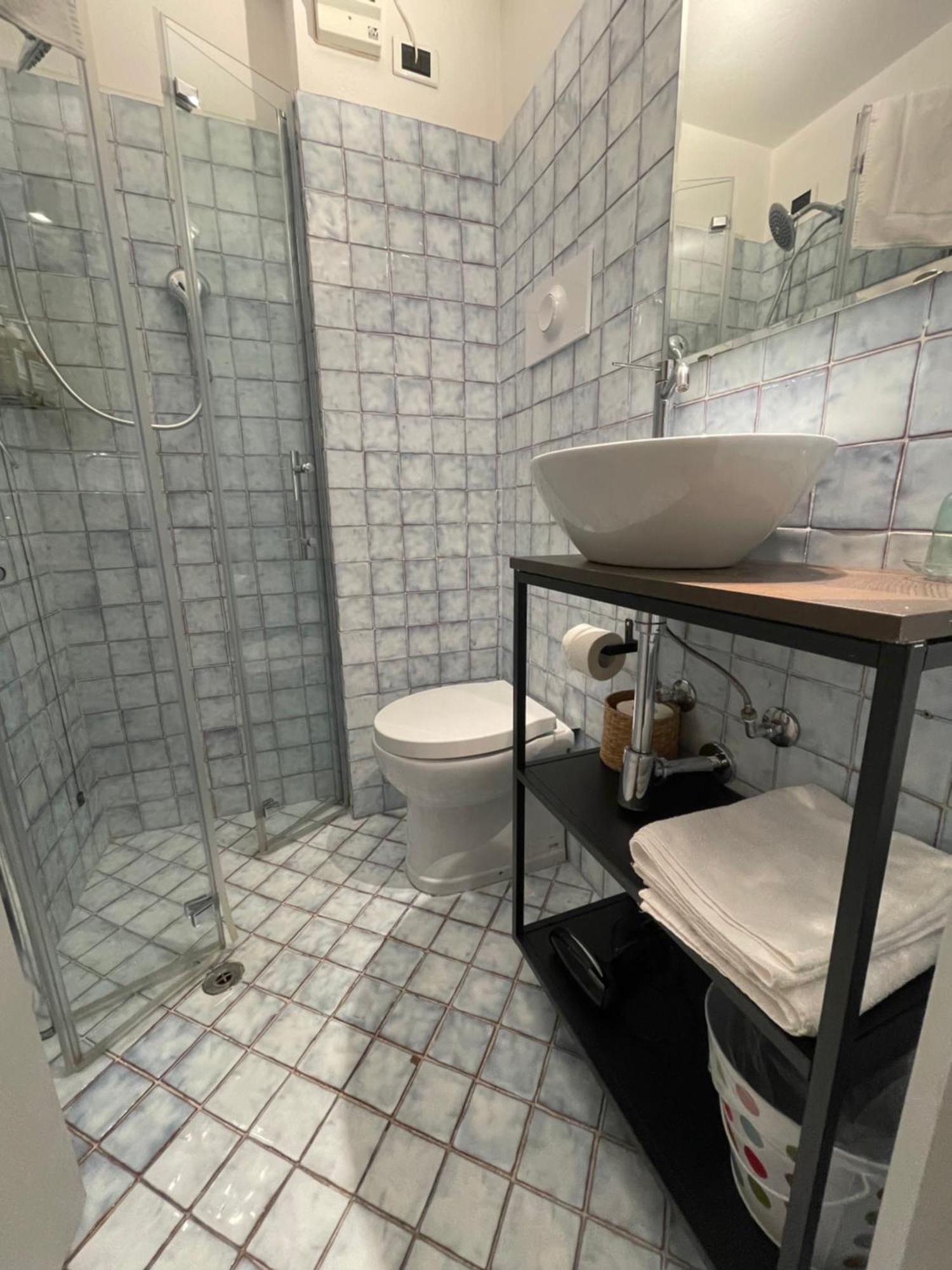 Le Camere Di Bsuites Affittacamere Parma Exteriör bild